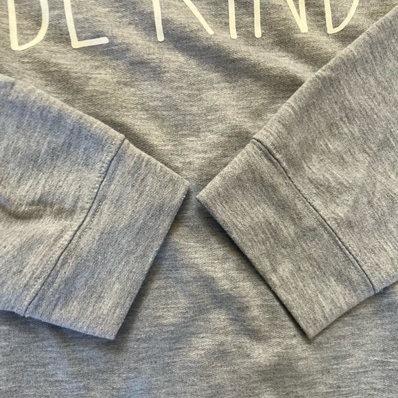 Rae Dunn “be kind” women’s lightweight pullover sweater Sz large - Picture 3 of 5